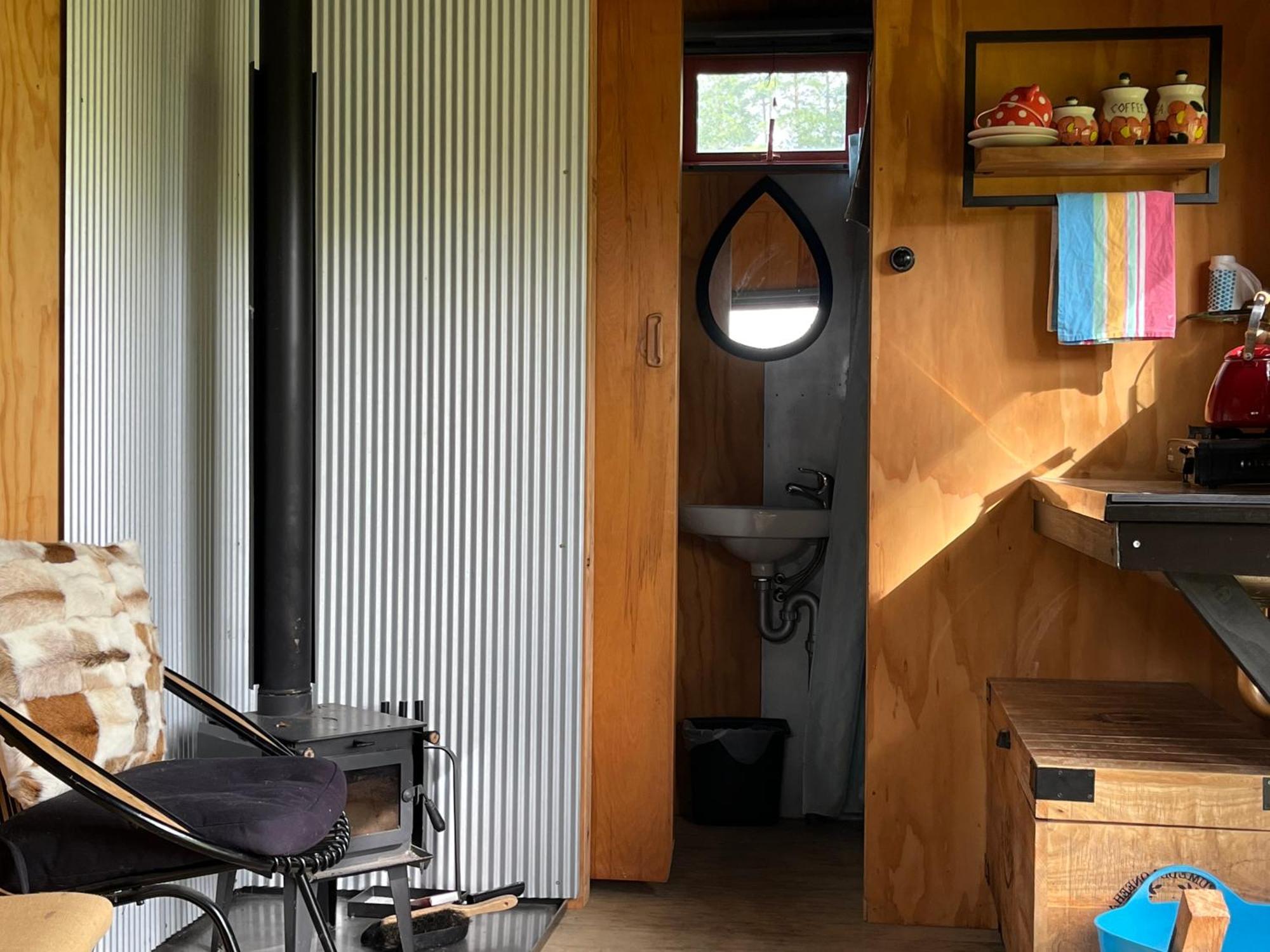 Luxuszelt Waiata Shepherds Hut- Off Grid Retreat